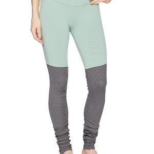 Alo Yoga Goddess Leggings. Green & gray. Size large.